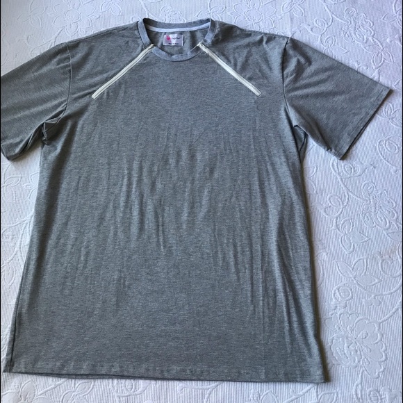 Men’s Comfy Chemo shirts XL short sleeve set of 2 - Picture 2 of 9